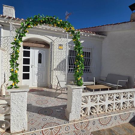 Holiday Apartments Torrevieja Luaran gambar