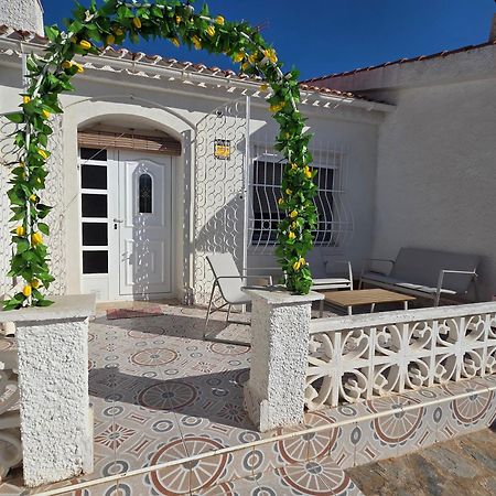 Holiday Apartments Torrevieja Luaran gambar